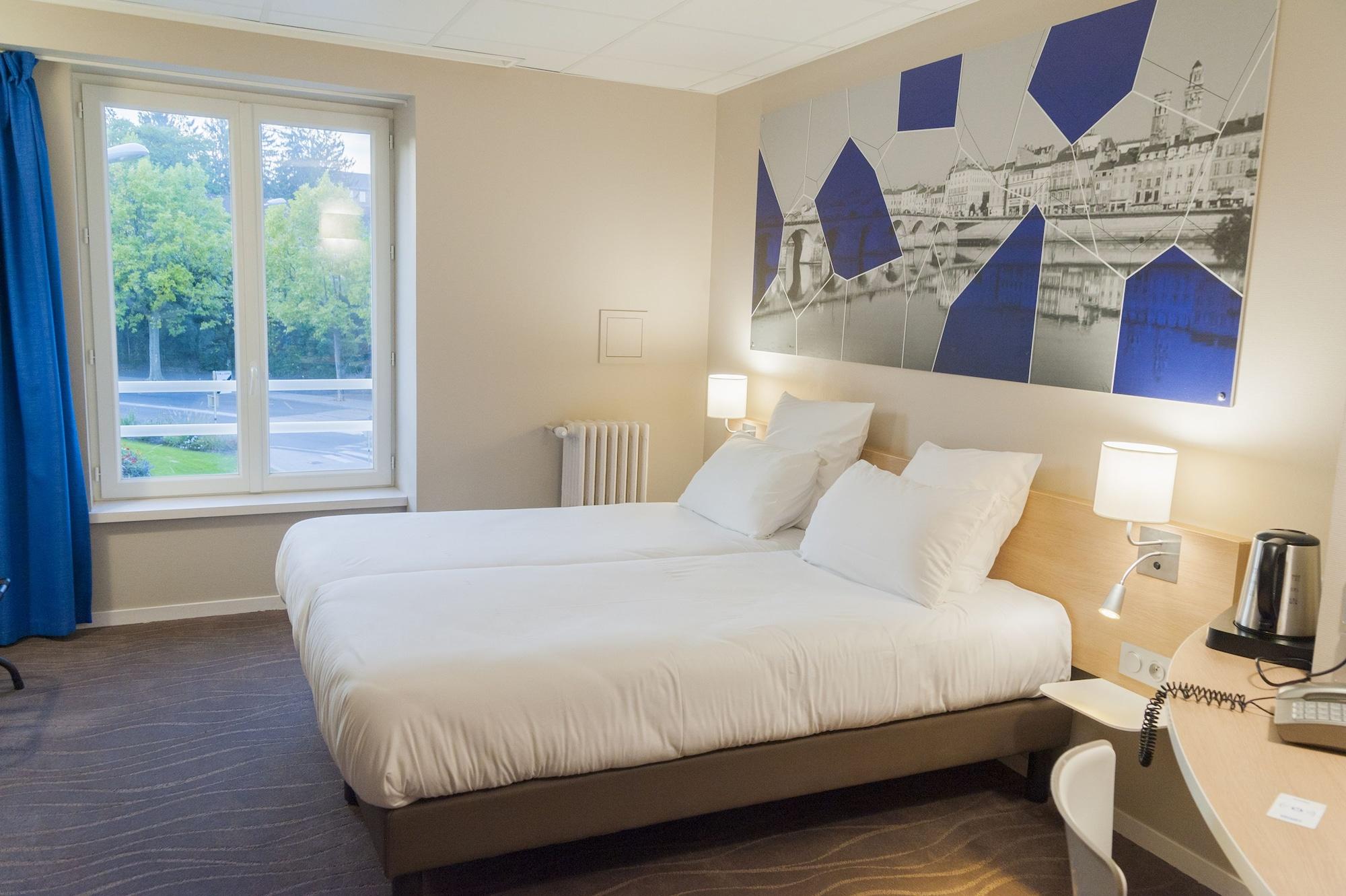 Brit Hotel Macon Centre Gare Bagian luar foto