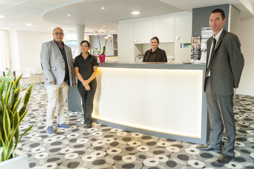 Brit Hotel Macon Centre Gare Bagian luar foto